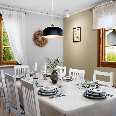 Nordic Red Hosted By Hygge Host * Rovaniemi