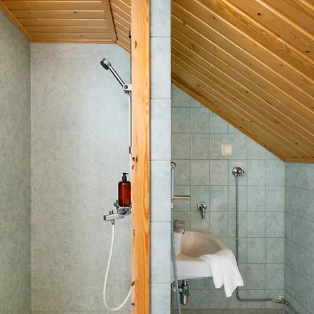 Nordic Red Hosted By Hygge Host Rovaniemi