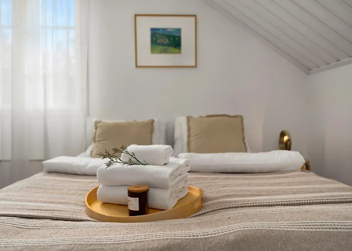 דירה Nordic Red Hosted By Hygge Host רובניימי