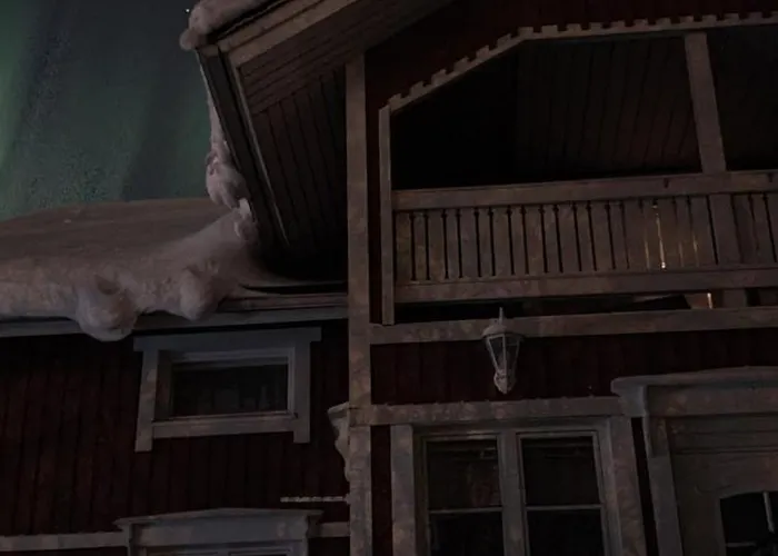 Nordic Red Hosted By Hygge Host